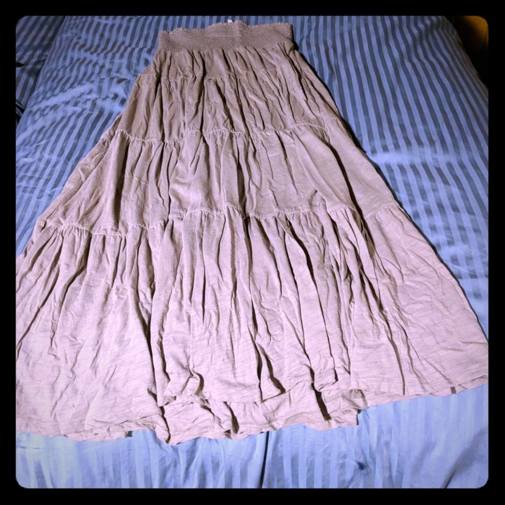 Grey/tan tiered maxi skirt